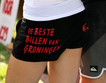 Zon, bier en onderbroekenlol