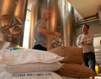 We kregen een rondleiding in brouwerij Martinus en zagen hoe bier wordt gebrouwen