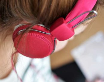 Groningers bedenken ruis-cd tegen oorsuizen